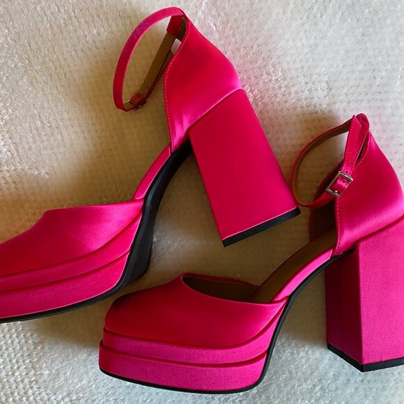 NWT/NIB Wild Fable Women's Bianca Platform Heels Viral Barbie Pink Shoe Size 7.5 - Picture 2 of 14